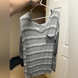 Entro Large Gray and White Striped Top